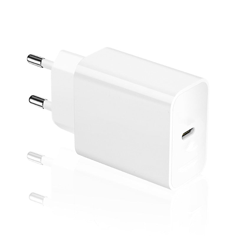 Carregador Ultra Rápido Com Saída USB-C e Cabo De Carregamento - Para iPhone